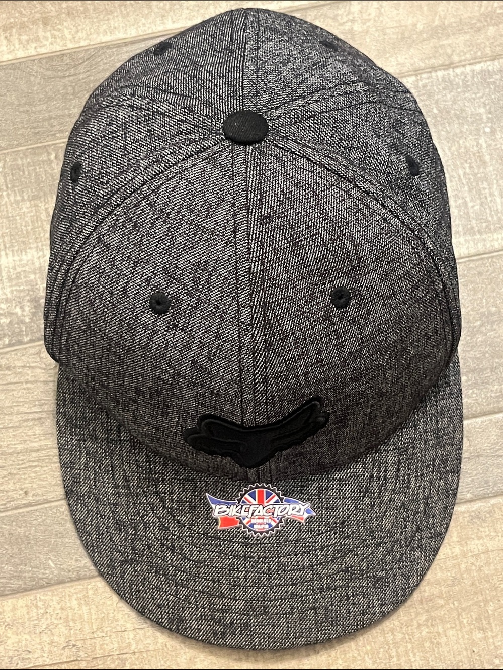 Fox Gray Heather Snapback Hat with Black Fox Head Logo - Fox - Picture 6 of 7